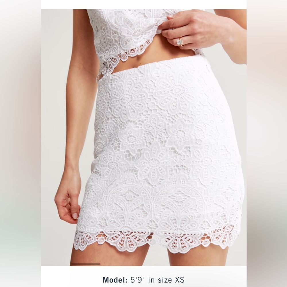 Lace Mini Skort - Picture 8 of 8